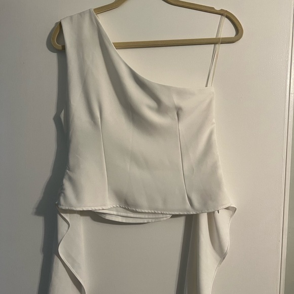 DO + BE white one-shoulder top with tie - Picture 3 of 5